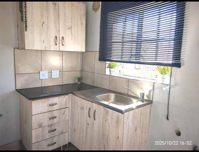 3 BEDROOM PROPERTY TO RENT IN WATERKLOOF EAST